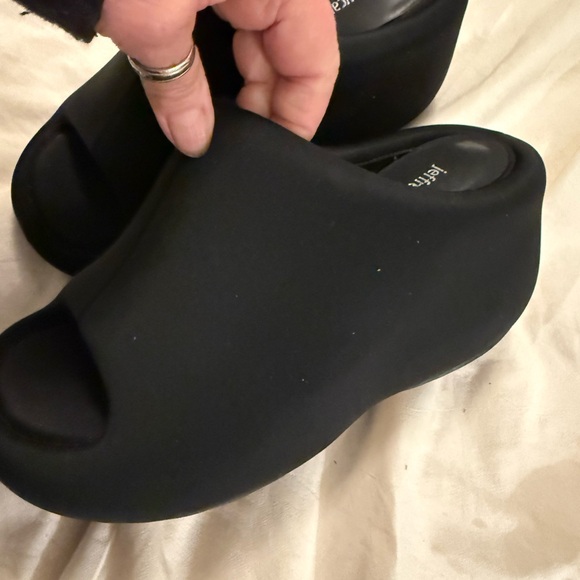 Jeffrey Campbell Black Women's Slide slip ins puffy soft - Picture 7 of 9